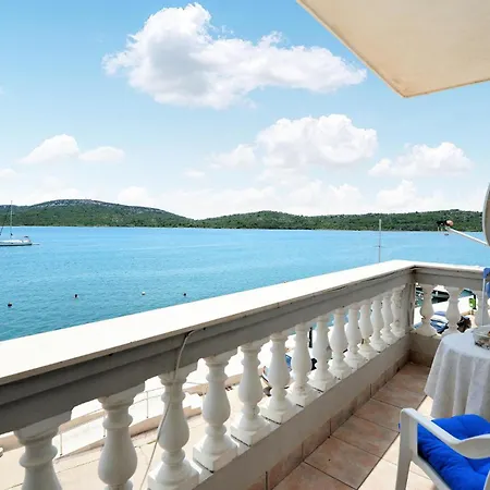 Stara Riva L-531 Pirovac